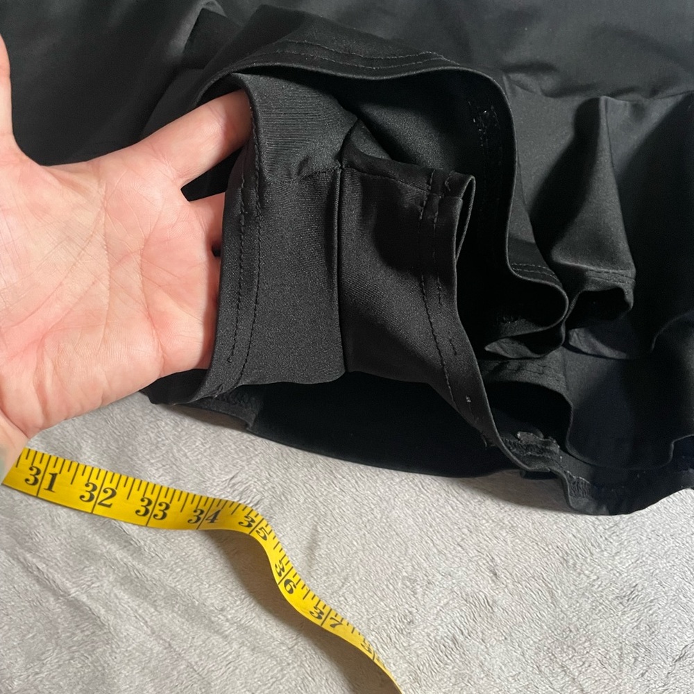 Athletic style pleated skort with zip on side - Picture 4 of 6